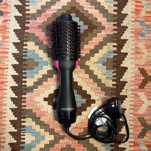 Revlon one step hair brush dryer